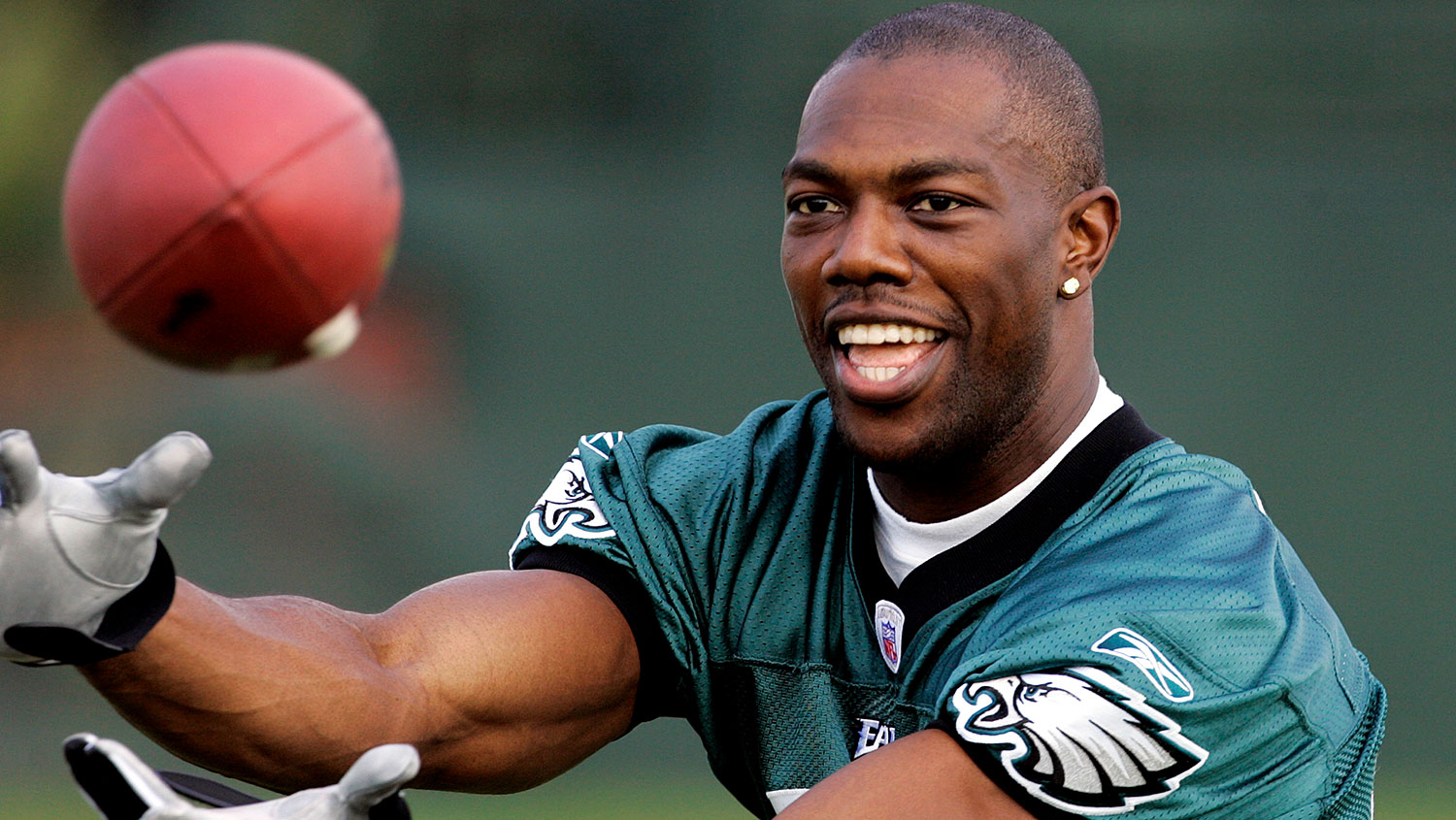 ap-eagles-terrell-owens